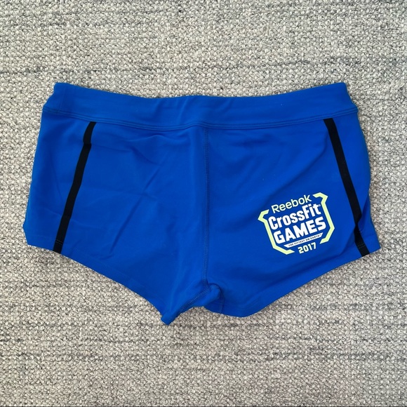 Reebok shorts - size medium - Picture 4 of 7